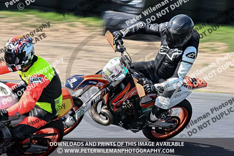 enduro digital images;event digital images;eventdigitalimages;lydden hill;lydden no limits trackday;lydden photographs;lydden trackday photographs;no limits trackdays;peter wileman photography;racing digital images;trackday digital images;trackday photos